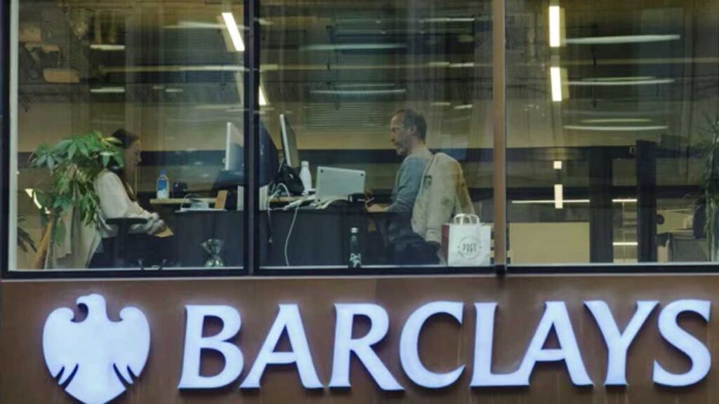 Qatar Slashes Stake In Barclays With £510Mn Share Sale